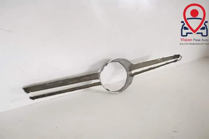 Ornament Grila Centrala Original In Stare Buna Mercedes-Benz  CLA-Clas - Foto 5