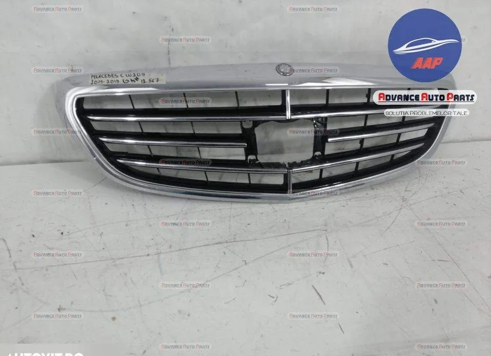Grila Centrala Distronic Mercedes-Benz  C-Class W205/S205/C205 [2014 - - Foto 3