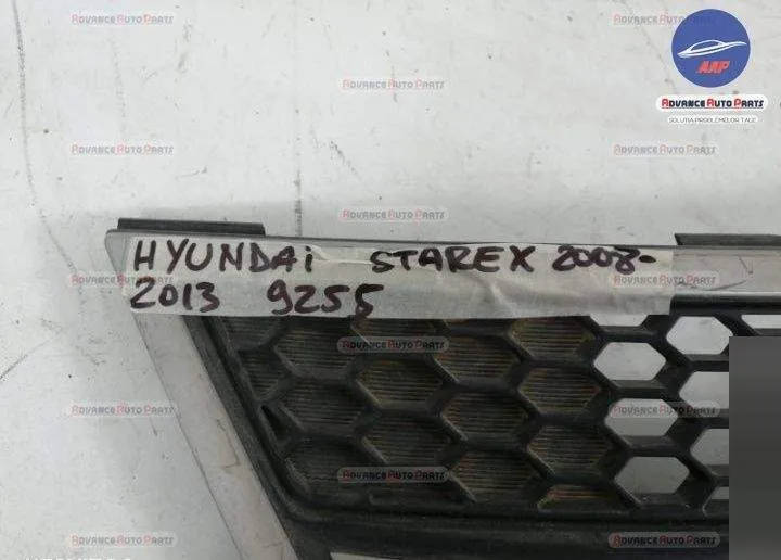 Grila centrala original in stare buna Hyundai  Starex  1 [2th facelift - Foto 4