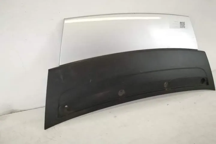 Ornament Fusta Spoiler Bara Spate Original In Stare Buna Land Rover Ra