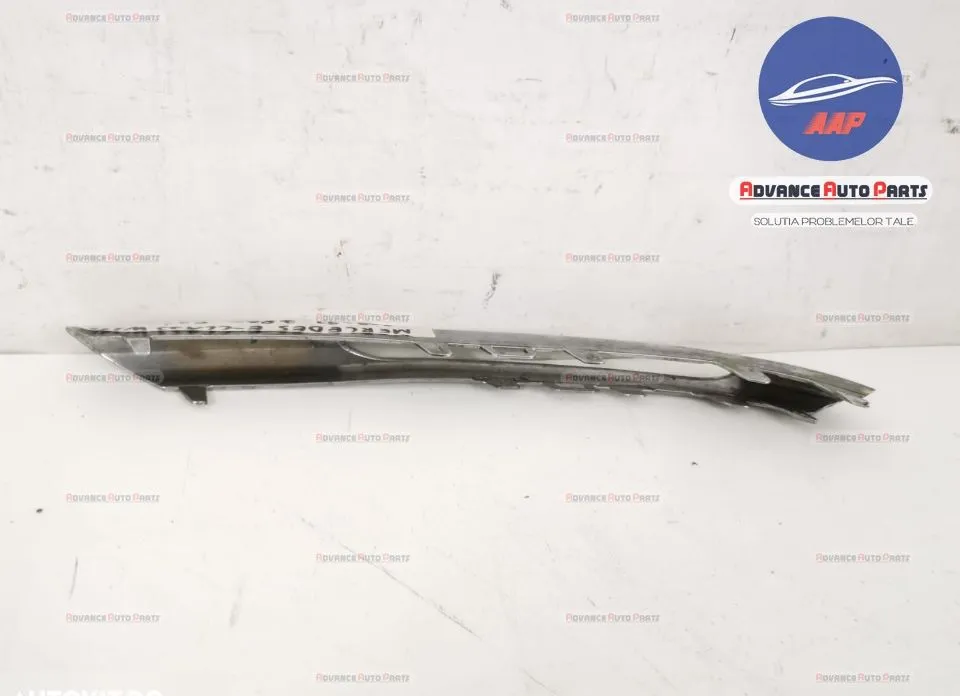 Ornament bara stanga original Mercedes-Benz  E-Class  W212 [2009 - 201 - Foto 4