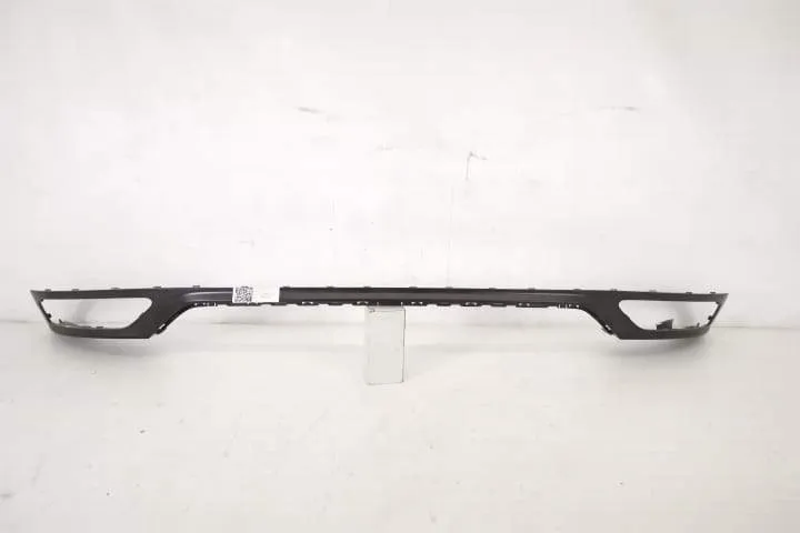 Fusta Spoiler Bara Spate Originala In Stare Buna S line SQ 8 Audi  Q8