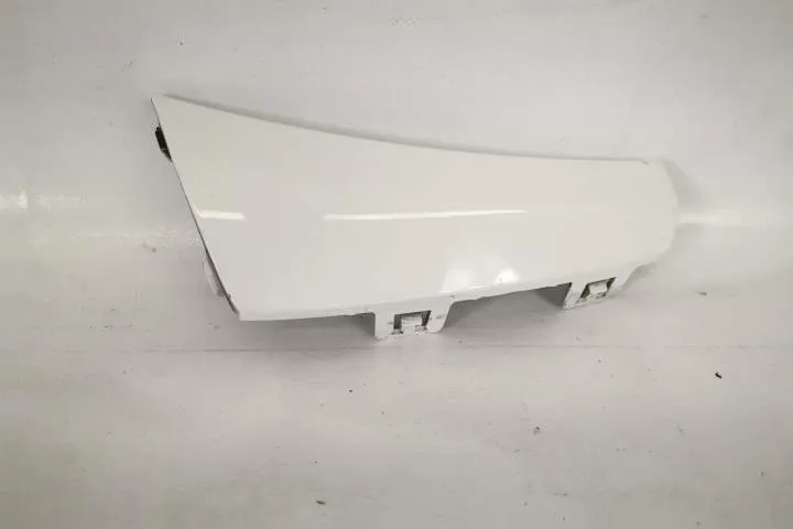 Flaps Ornament Bara Fata Stanga AMG Original In Stare Buna Mercedes-Be