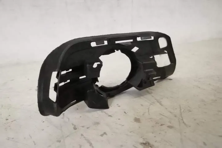 Grila Proiector Stanga Originala In Stare Buna Mercedes-Benz  C-Class - Foto 5