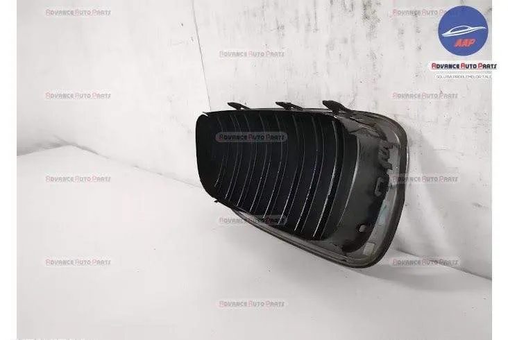 Grila Centrala Nara Stanga originala BMW  Seria 5  F10 [facelift] [201 - Foto 5