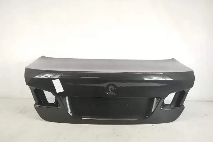 Haion Capota Portbagaj Original In Stare Buna BMW  Seria 5  F10 [2009