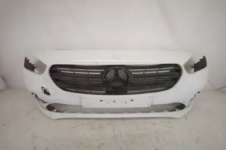 Bara Fata Originala Cu Grila Centrala In Stare Buna Mercedes-Benz  Cit