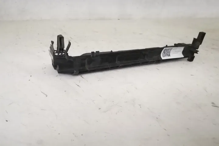 Suport Dreapta Radiator Apa Original In Stare Buna Mercedes-Benz  GLC - Foto 5