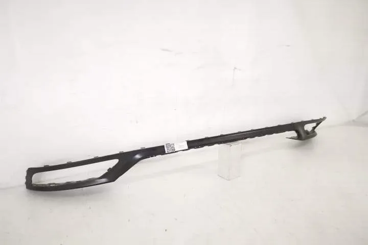 Fusta Spoiler Bara Spate Originala In Stare Buna S line SQ 8 Audi  Q8 - Foto 2