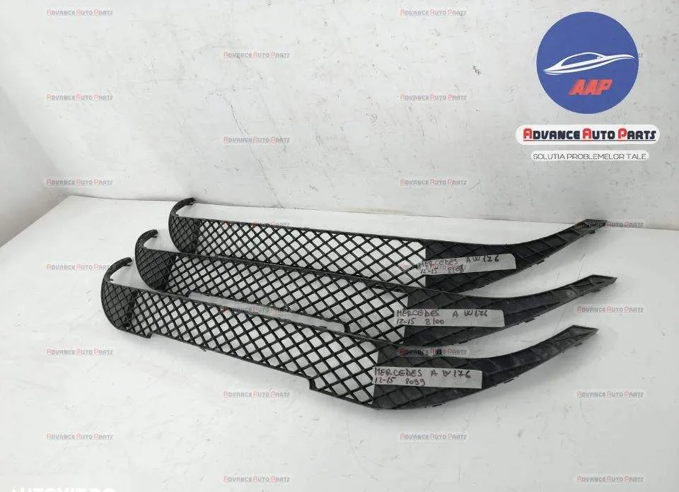 Grila centrala inferioara cod A1768850022 - originala Mercedes-Benz  A - Foto 2