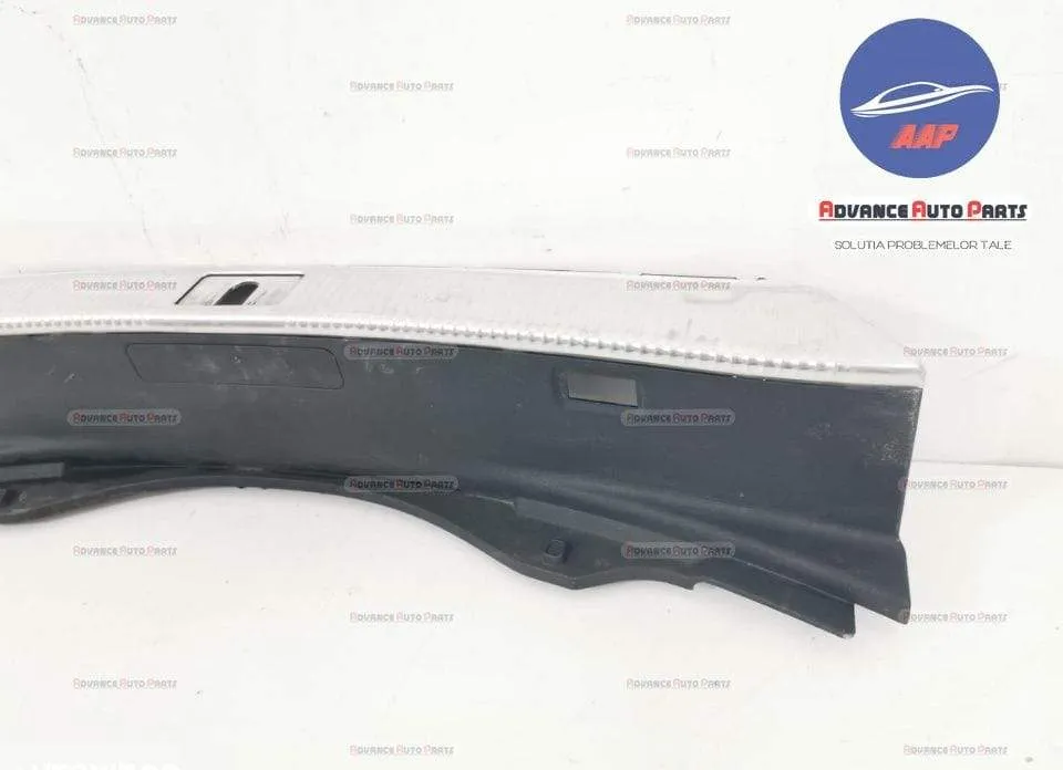 Crom ornament haion original in stare buna Audi  A8  D4/4H [2010 - 201 - Foto 2