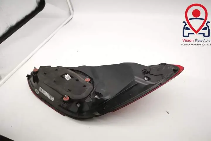 Stop Aripa Stanga Original Led AVARIAT Mercedes-Benz  C-Class  W205/S2 - Foto 6