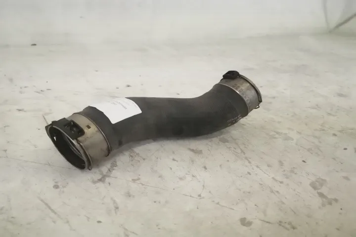 Furtun Intercooler Tubulatura Originala In Stare Buna  Mercedes-Benz - Foto 2