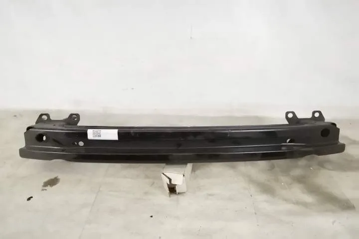 Armatura Bara Spate Originala In stare Buna Land Rover  Range Rover Ve
