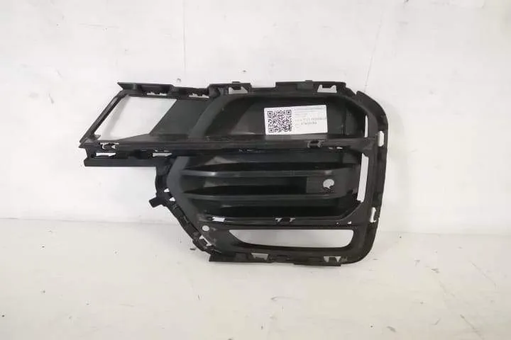 Grila Proiector Laterala Stanga Originala In Stare Buna  BMW  X5  G05