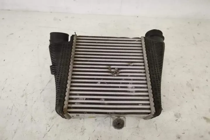Radiator Aer Intercooler partea Dreapta Original  Audi  A8  D5 [2017 -