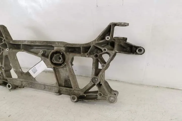 Cadru Suspensie Original In Stare Buna 2022 2023 Audi  RS 3 - Foto 3