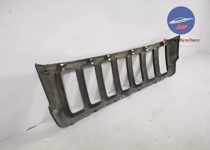 Grila Centrala originala Jeep Cherokee KK [2007 - 2013] Jeep  Cherokee - Foto 4