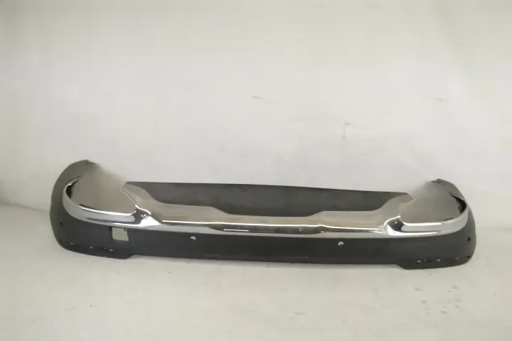 Fusta Spoiler Cu Crom Bara Spate Original In Stare Buna Mercedes-Benz
