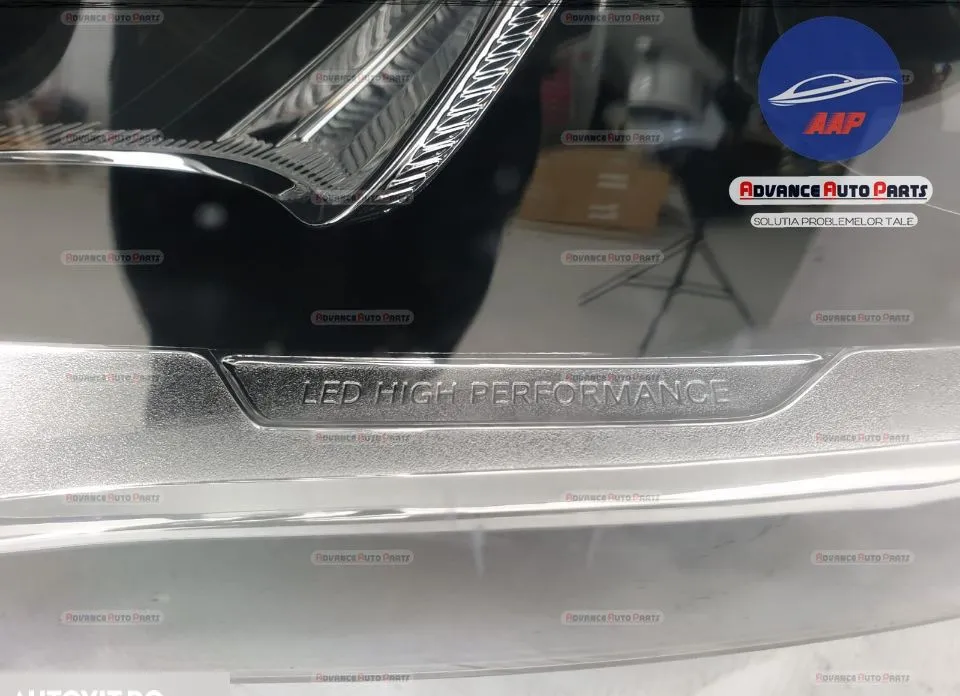 Far stanga original Mercedes-Benz  GLA-Class  X156 [facelift] [2017 - - Foto 4