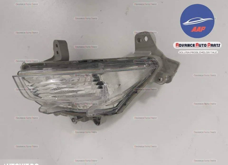 Proiector dreapta cu halogen original in stare buna Mazda  3 BM [2013 - Foto 2