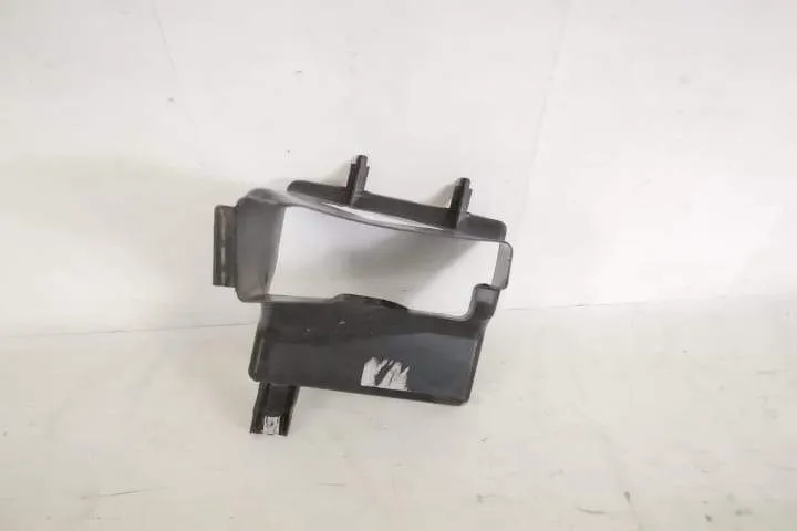 Deflector Aer Stanga Intercooler original in stare buna  BMW  Seria 7
