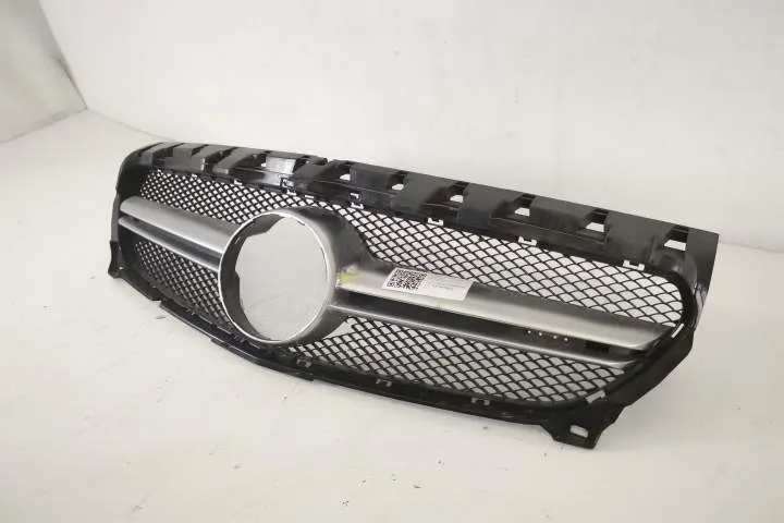 Grila Centrala Radiator Originala In Stare Buna Mercedes-Benz  CLA-Cla - Foto 3