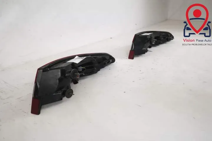 Stop Aripa Stanga Led Original In Stare Buna Jaguar  XF  X250 [2007 - - Foto 5