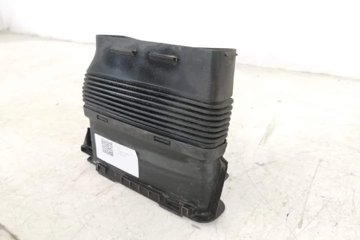 Filtru Aer Original Avariat Audi  Q7  4M [2015 - 2020] - Foto 3