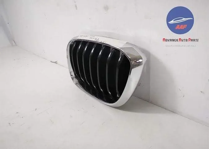 Grila Centrala Stanga originala BMW  Seria 3  6  [facelift] [2015 - 20 - Foto 3