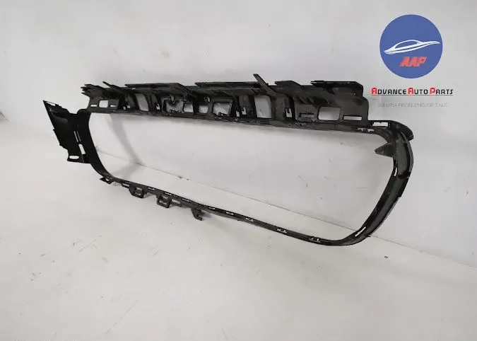 Suport Grila Centrala Radiator originala Mercedes-Benz  E-Class  W213/ - Foto 6