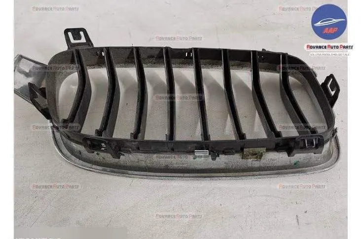 Grila Centrala Radiator Stanga BMW F30 F31 originala BMW  Seria 3  6 - Foto 5