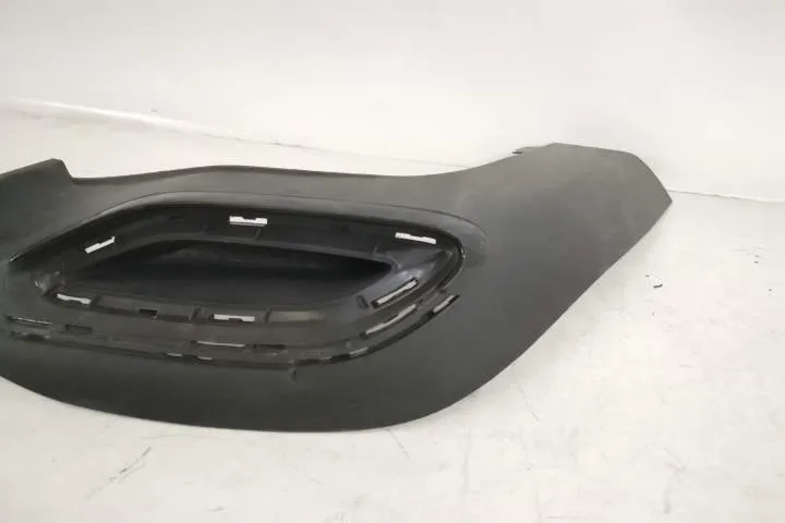 Fusta Spoiler Bara Spate Original In Stare Buna Mercedes-Benz  CLA-Cla - Foto 3