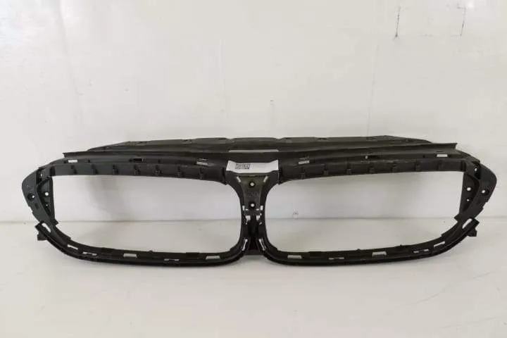 Grila Centrala Activa Electrica Originala In Stare Buna BMW  Seria 7