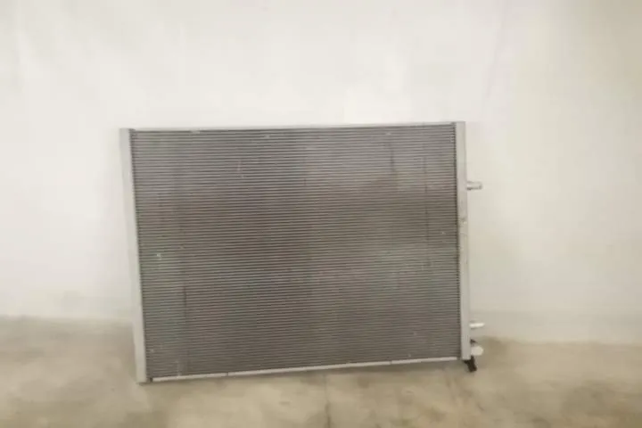 Radiator Apa Original In Stare Buna Jaguar  I-Pace  1 [2018 - 2020] - Foto 4