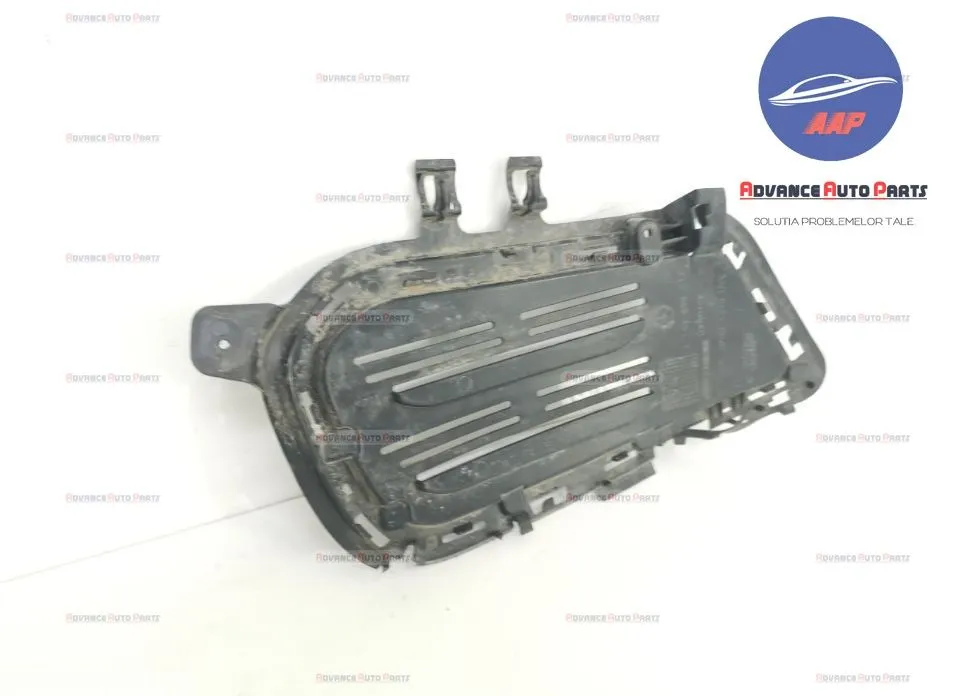 Grila proiector dreapta cod A1568855422 originala Mercedes-Benz  GLA-C - Foto 5