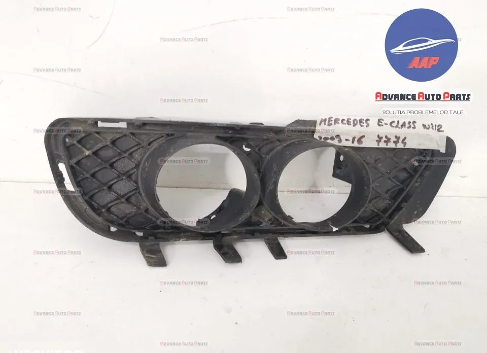 Grila proiector stanga originala in stare buna Mercedes-Benz  E-Class - Foto 4