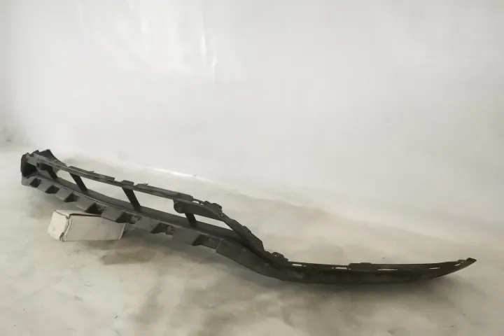 Fusta Spoiler Bara Fata Cu Senzori Original In Stare Buna AMG   Merced - Foto 3