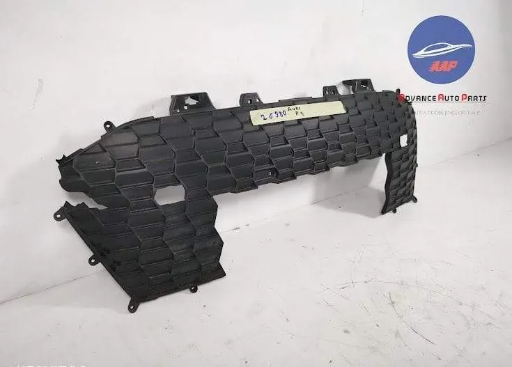 Ornament Grila Centrala originala Audi  R8  2 [2015 - 2020] - Foto 2