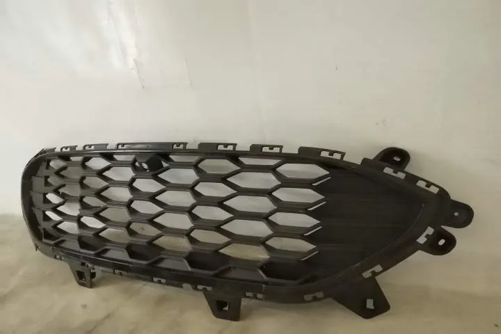 Grila Centrala Originala In Stare Buna ST-Line Ford  Kuga  3 [2019 - 2 - Foto 3