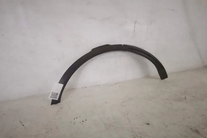 Bandou Aripa Overfender Dreapta Spate Original In Stare Buna Land Rove