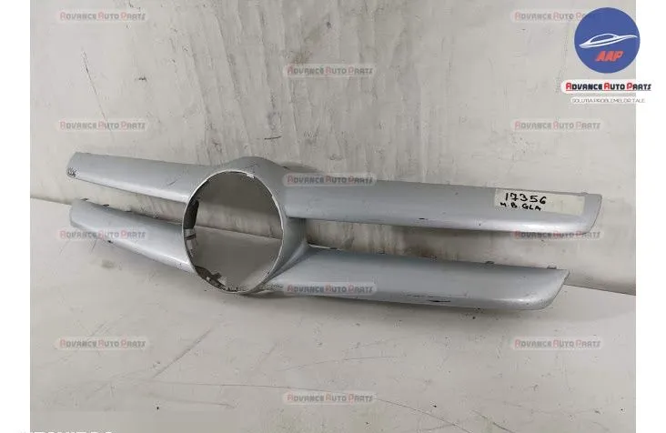 Ornament Grila Centrala Radiator originala Mercedes-Benz  GLA-Class  X - Foto 2
