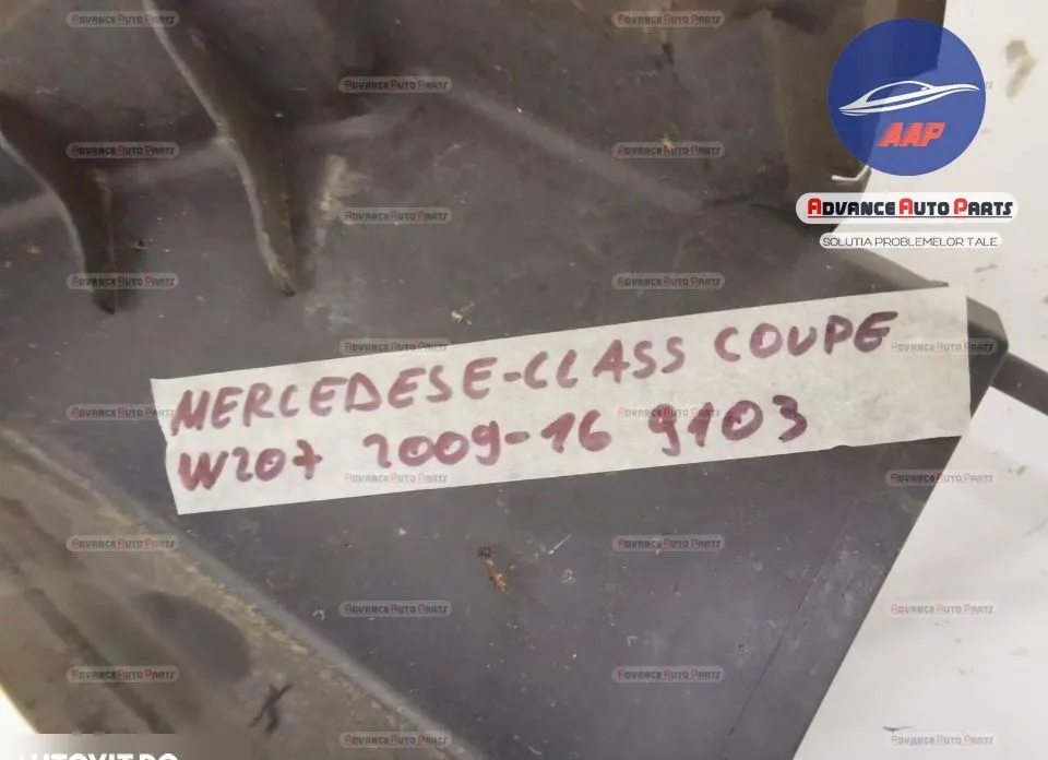 Acoperire trager W207 originala in stare buna Mercedes-Benz  E-Class - Foto 8