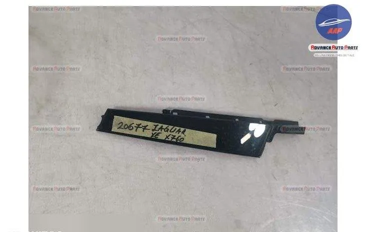 Ornament Exterior Stalp Usa Dreapta Fata original Jaguar  XE  X760 [20 - Foto 2
