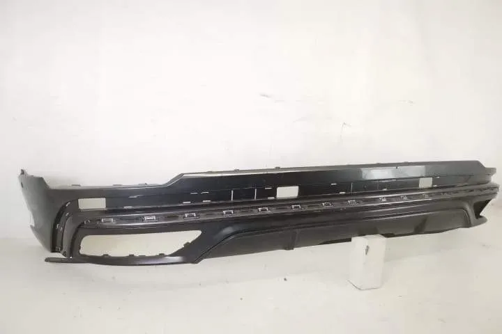 Fusta Spoiler Bara Spate Originala In Stare Buna Cu Ornament Audi  Q8 - Foto 2