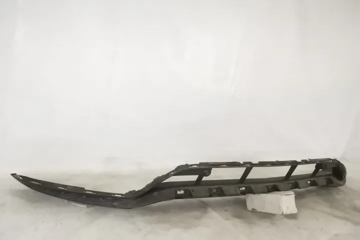 Fusta Spoiler Bara Fata Cu Senzori Original In Stare Buna AMG   Merced - Foto 2