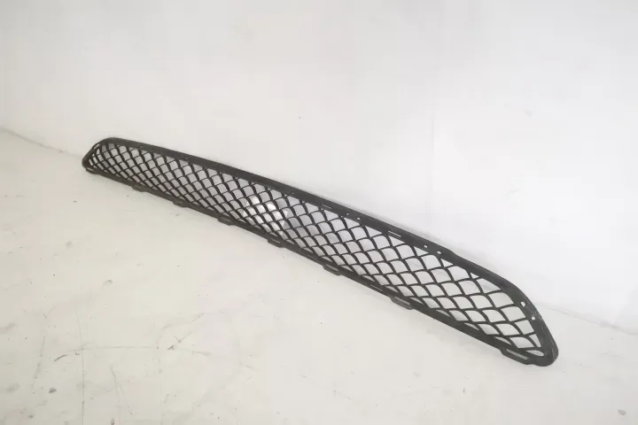 Grila Centrala Inferioara Fata Originala In Stare Buna 63 AMG Mercedes - Foto 6