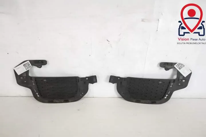 Grila Proiector Laterala Dreapta Originala In Stare Buna Land Rover  R