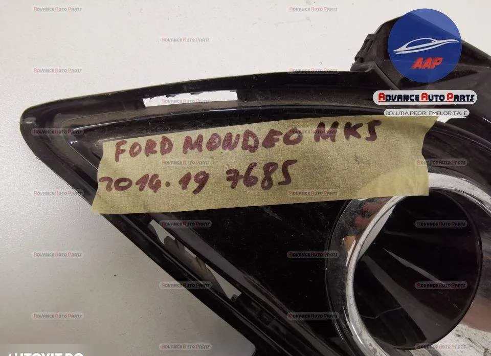 Grila proiector dreapta  cod DS7319952L - originala Ford  Mondeo  MK5 - Foto 1
