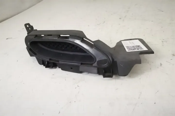 Ornament Tips Evacuare Falsa Dreapta Originala In Stare Buna Mercedes- - Foto 3